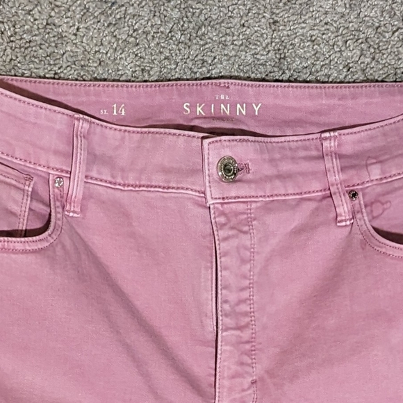 White House/Black Market pink skinny jeans - Picture 2 of 5